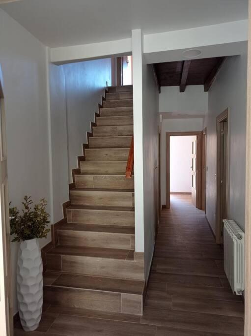 Agradable Casa Antigua Reformada Con Patio Villa Espejon Eksteriør billede